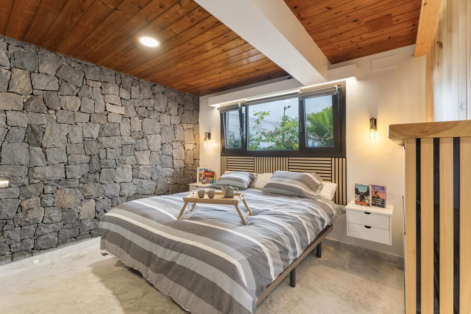 Property building, Living room, Bedroom