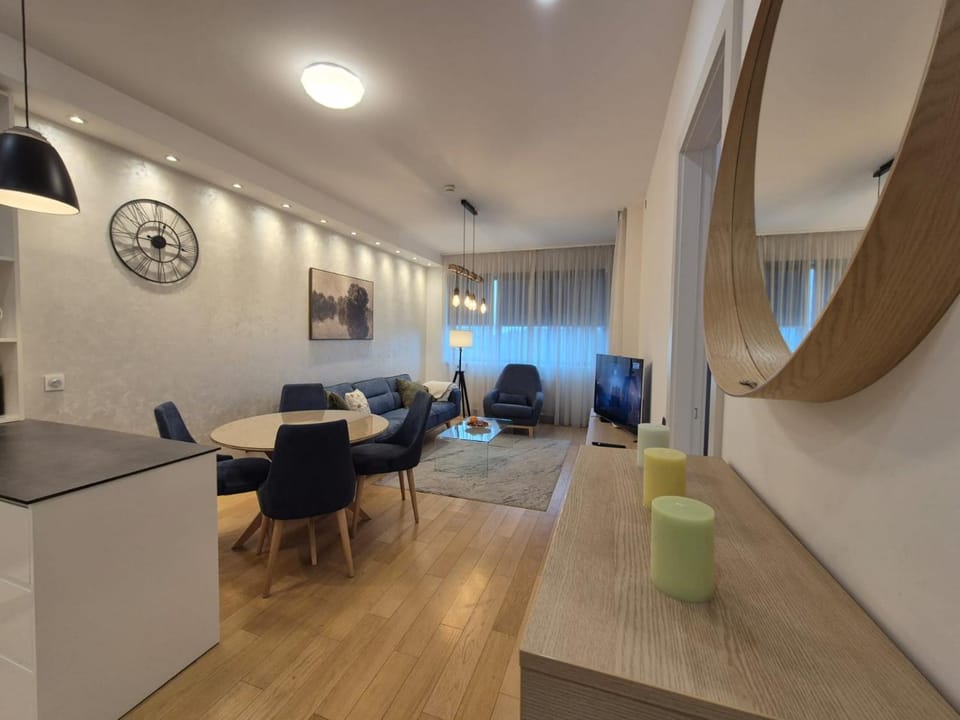 A Blok Modern Apartment Apartment in Belgrade
