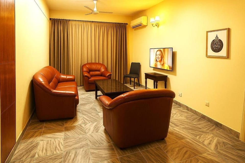 Communal lounge/ TV room, TV and multimedia
