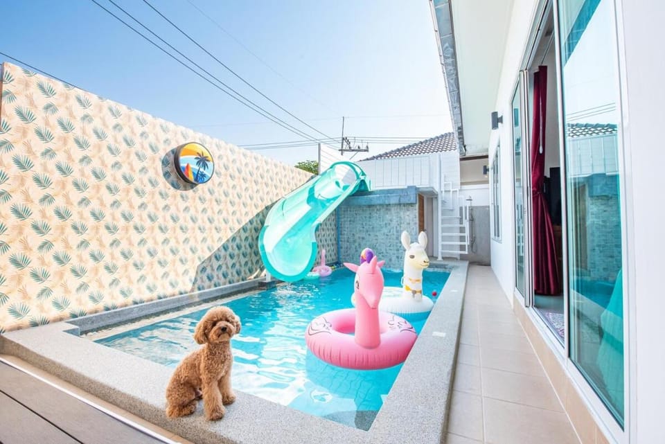 Aqua Bliss Pool Villa Villa in Pattaya City