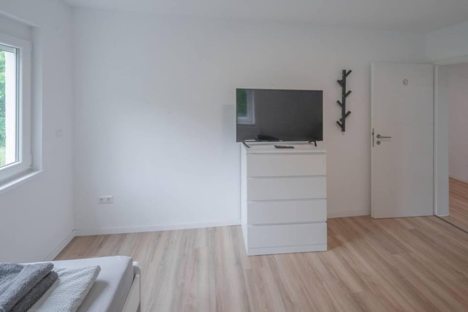 TV and multimedia, Bedroom