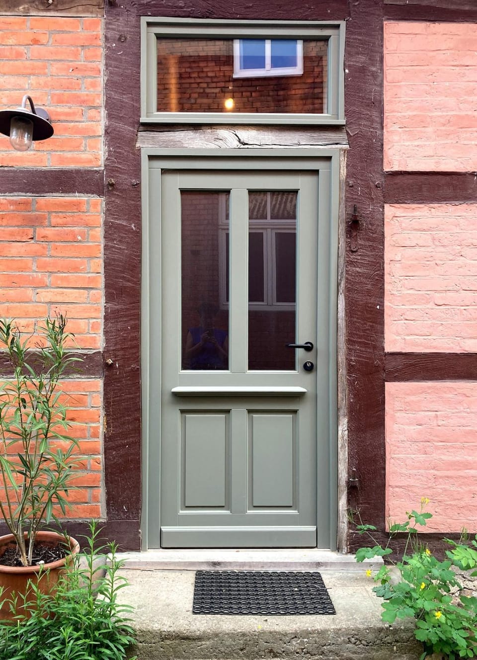 Facade/entrance