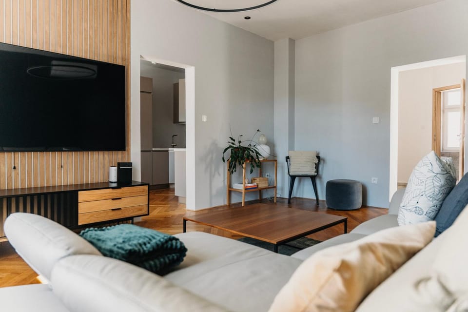 TV and multimedia, Living room