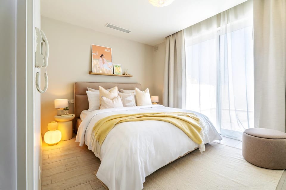 Charming, modern apartment with terrace LDEM1-4 Apartment in Sliema