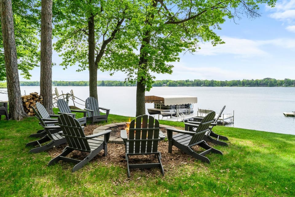 Day, Natural landscape, Lake view
