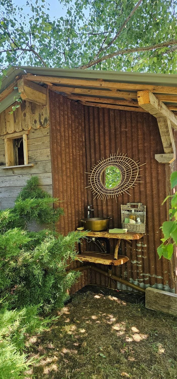 Nuit insolite, repas autour du feu piscine sauna jaccuzi Luxury tent in Vosges