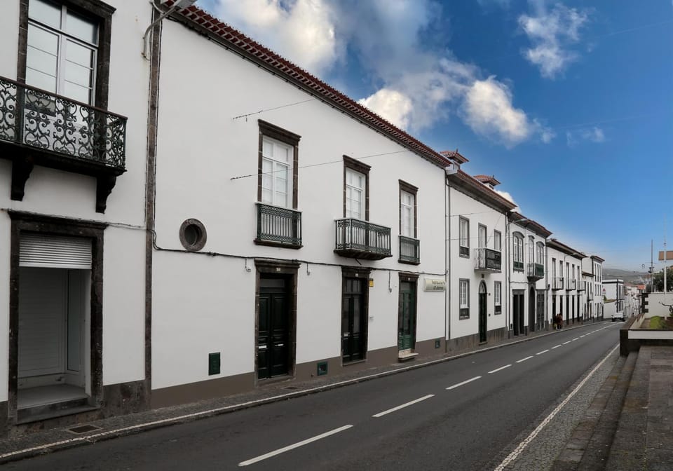 Property building, Street view, Location