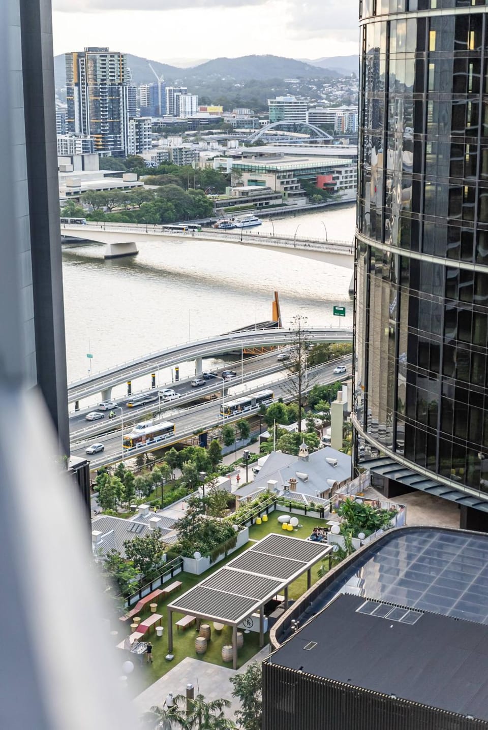 Property building, View (from property/room), Balcony/Terrace, City view