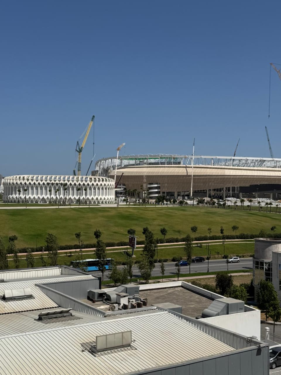 Apartamento delante del campo de fútbol Ibn Battuta Apartment in Tangier