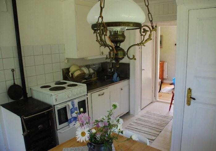 Cozy cottage near Lidköping Kinnekulle & Sommarland House in Västra Götaland County
