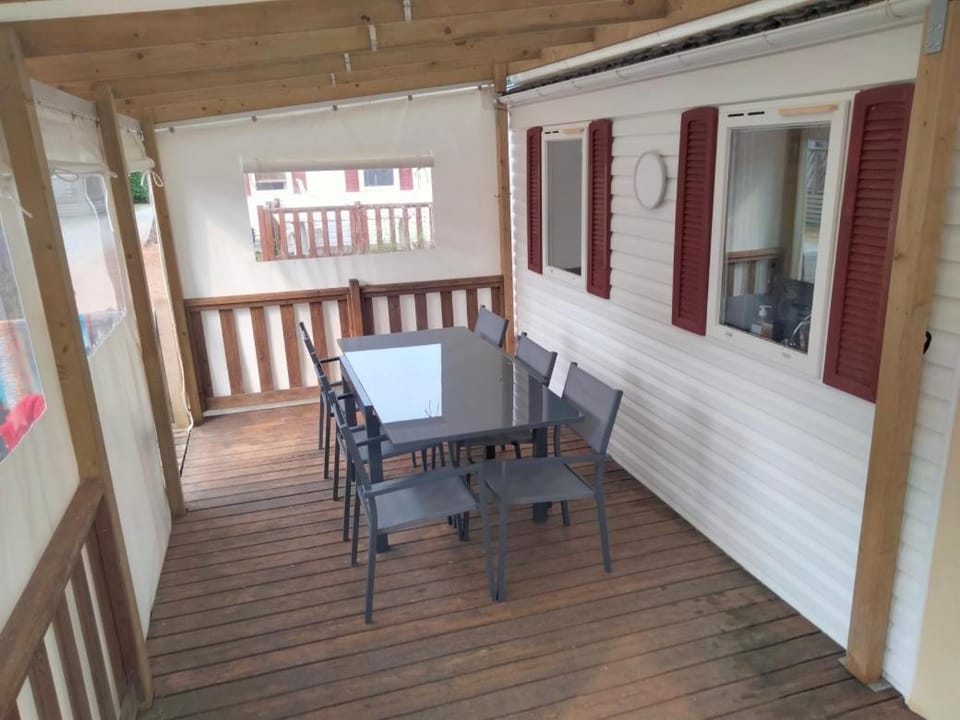 Mobil home 3 chambres Sud finistère Campground/ 
RV Resort in Clohars-Carnoët