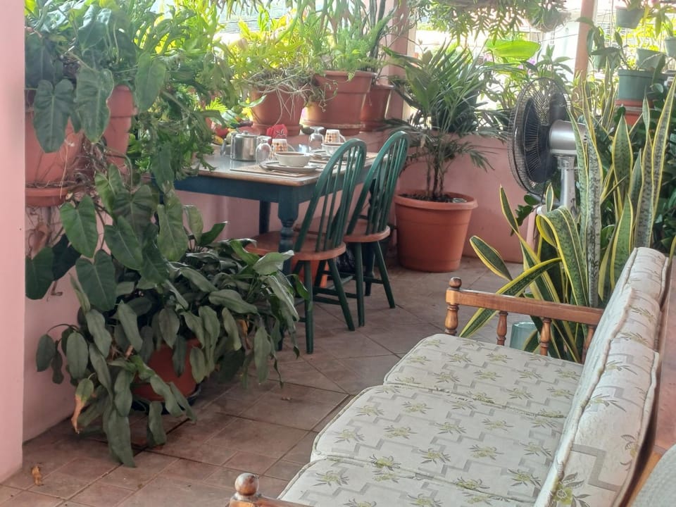 PeachBloom Terrace Inn Bed and Breakfast in Saint Georges