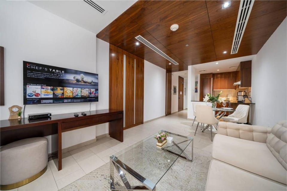 TV and multimedia, Seating area
