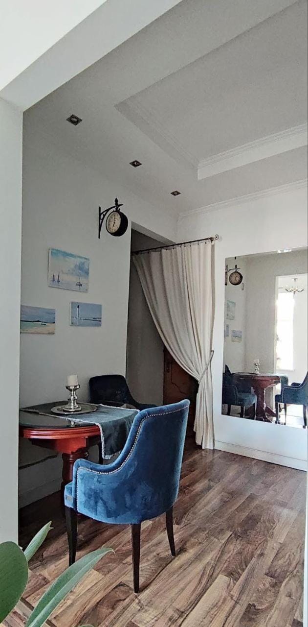 Квартира возле Дерибасовской Apartment in Odessa
