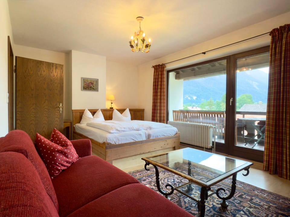 Bed, View (from property/room), Balcony/Terrace, Bedroom, Mountain view