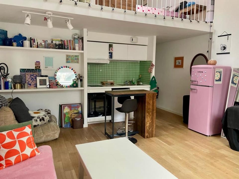 Cocon coloré en plein centre Apartment in Thonon-les-Bains