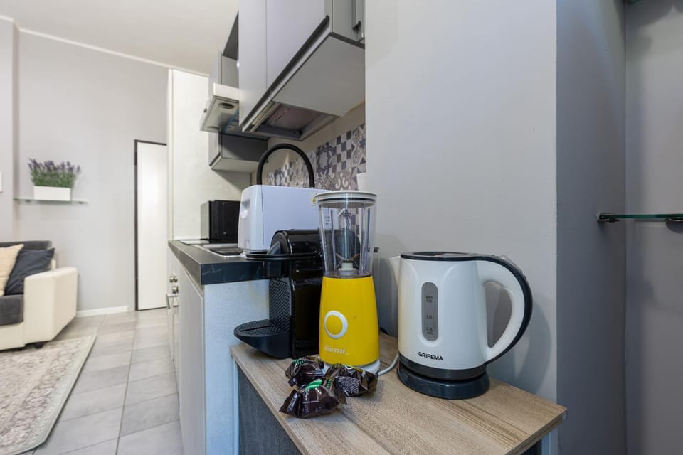 Kitchen or kitchenette, kitchen