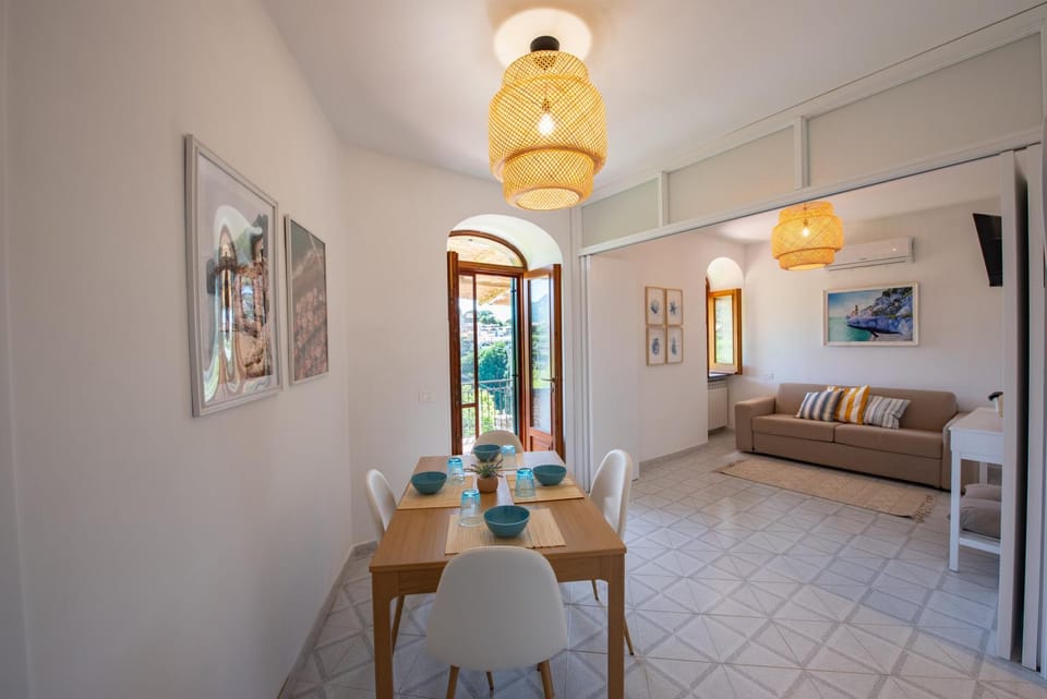 Dragone Hideaway Villa in Campania