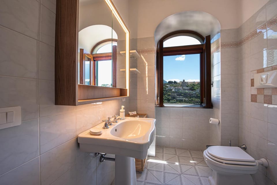 Dragone Hideaway Villa in Campania