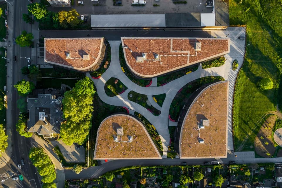 Property building, Day, Bird's eye view, Location