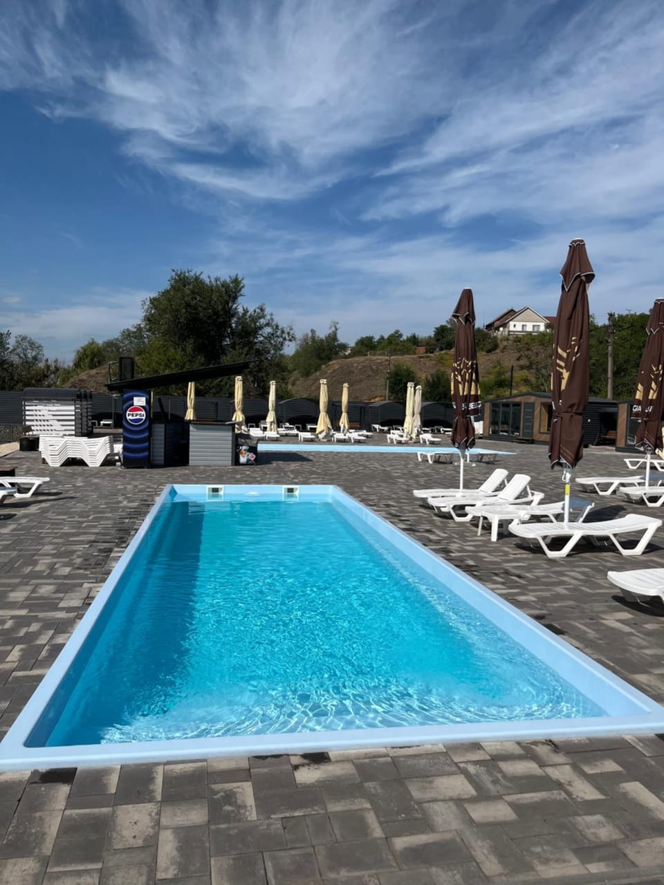 Swimming pool, Swimming pool