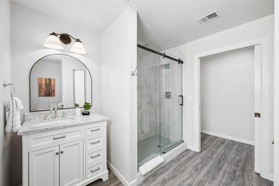 Kid's Favorite - Splash Pad - Pool - Playground House in Tempe