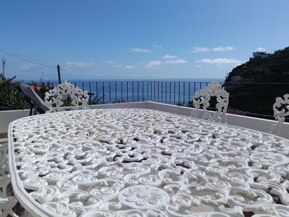 my flower House in Madeira District