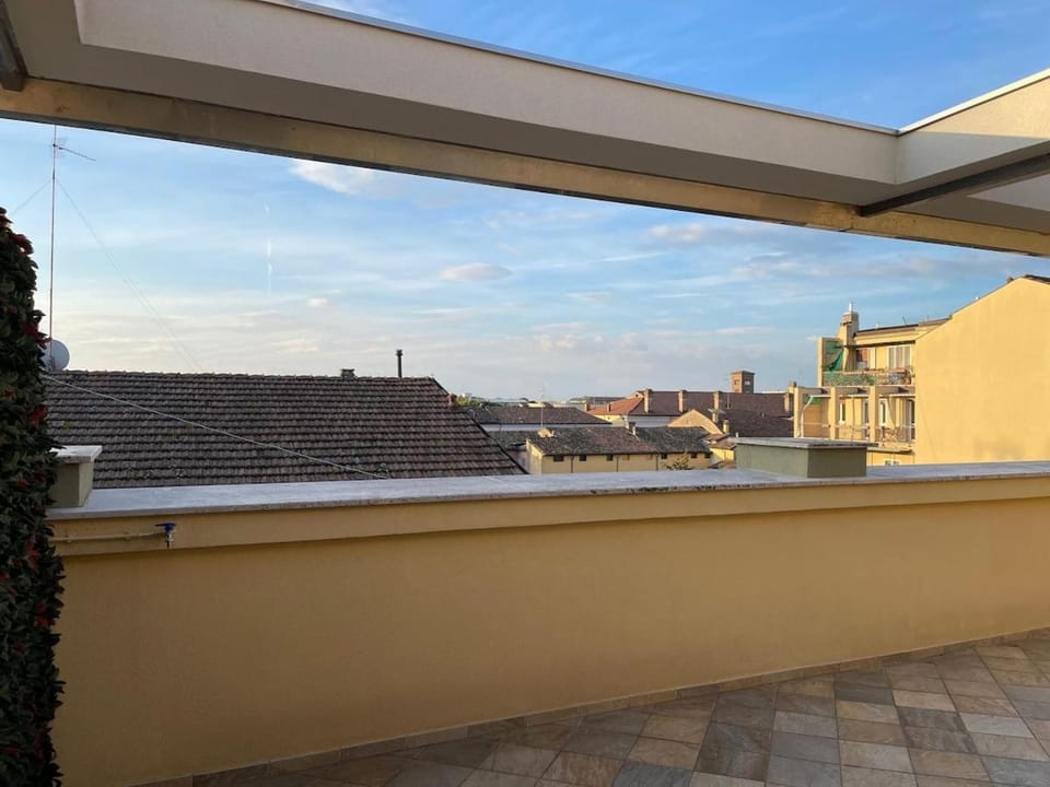 Historic Center Penthouse 6 minutes from the Station Apartment in Ravenna