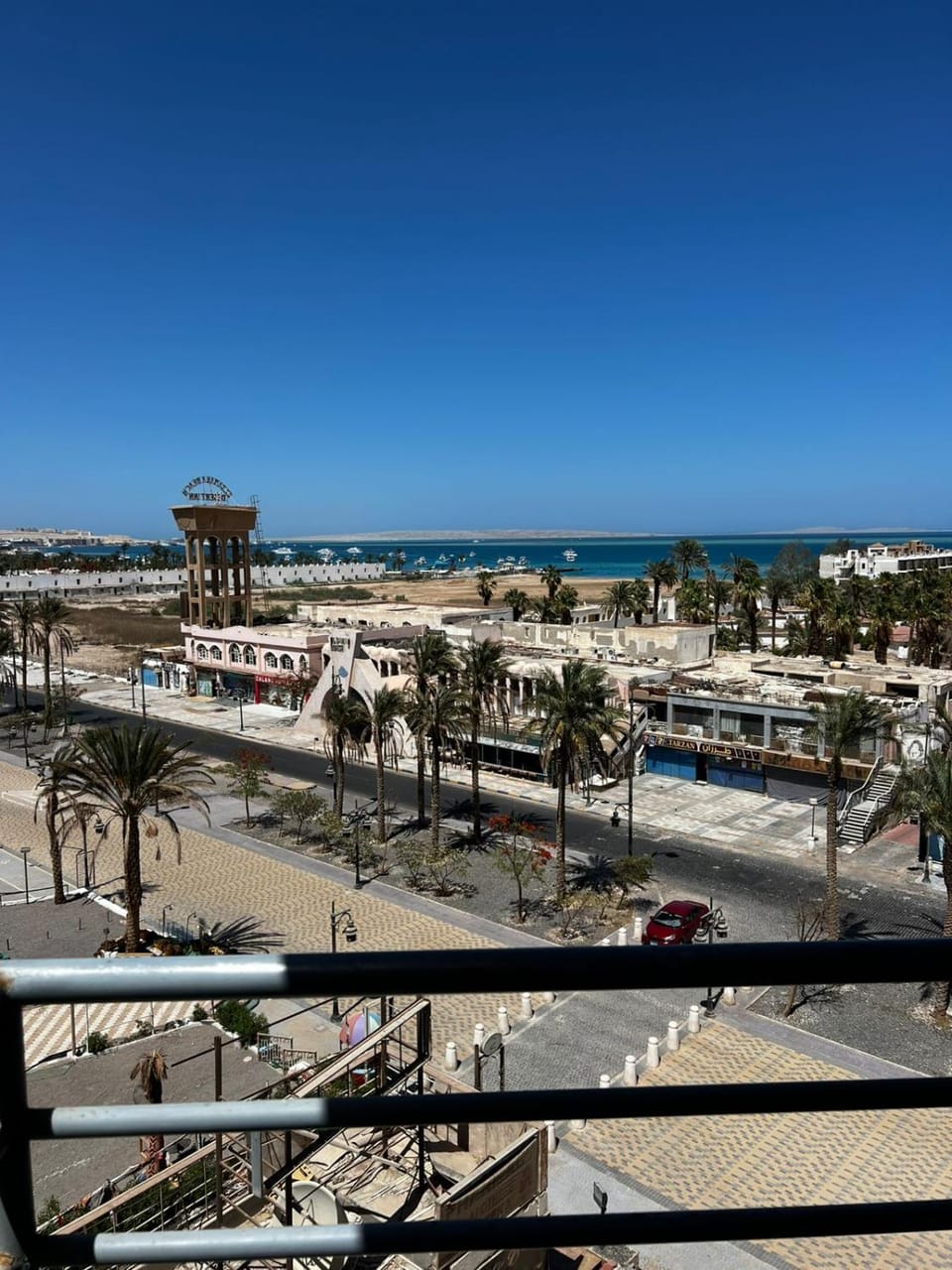 Neighbourhood, Beach, Sea view