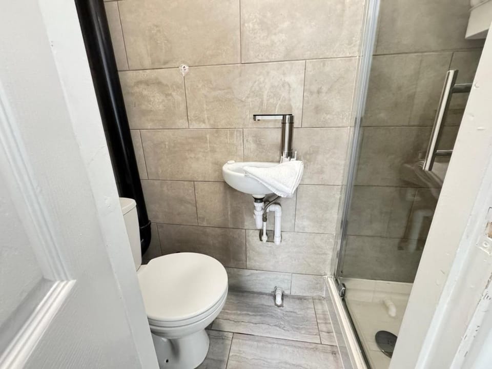 Toilet, Bathroom