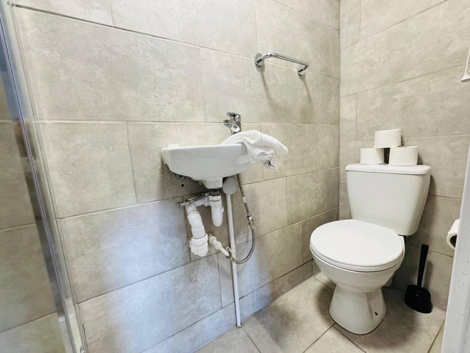 Toilet, Bathroom