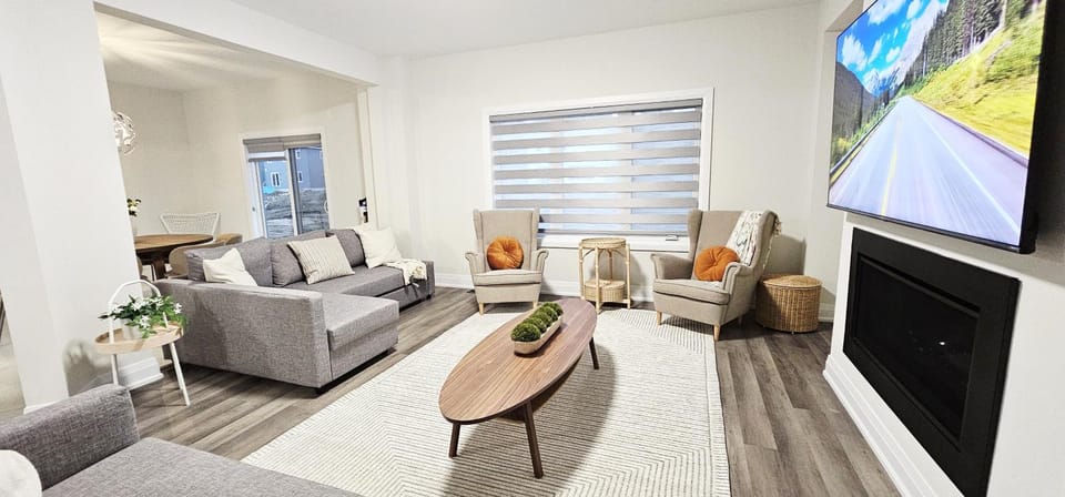 TV and multimedia, Evening entertainment