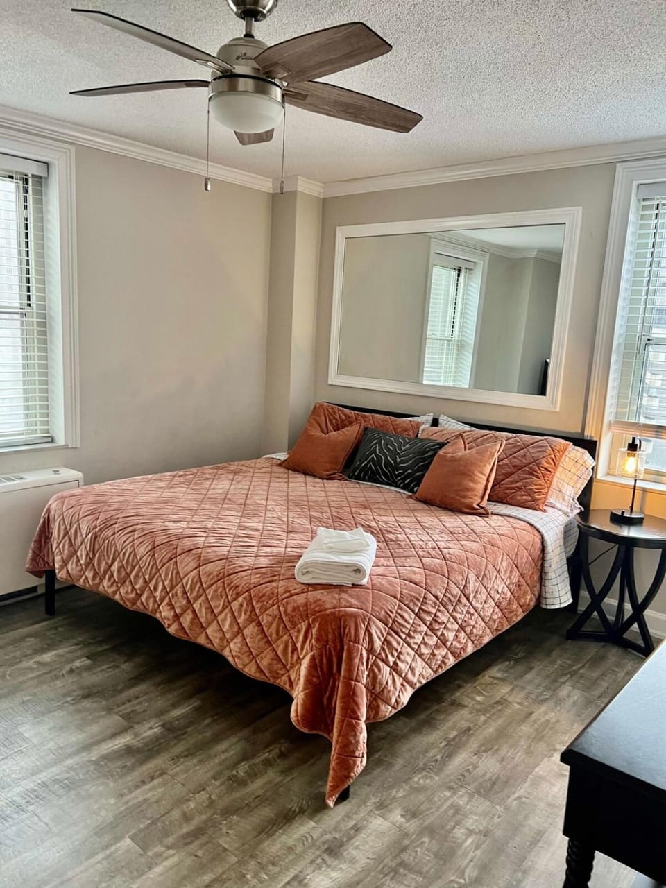 8N - Stylish 1 BD 1 BA condo in Downtown Atlanta House in Atlanta