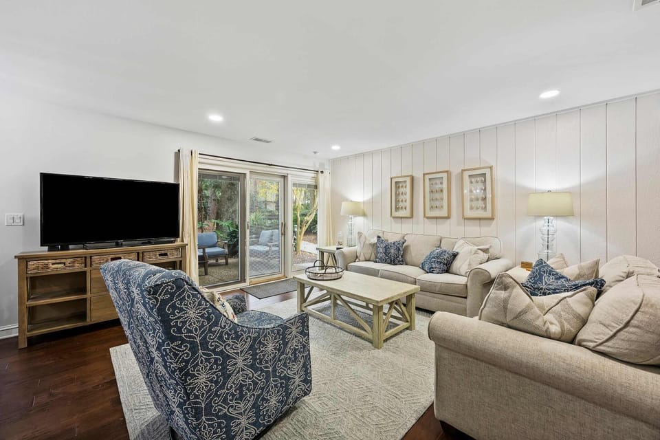 Heart of Sea Pines Coastal Villa Getaway Villa in Hilton Head Island