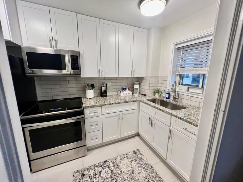 15A Stylish City Condo in Downtown Atlanta House in Atlanta