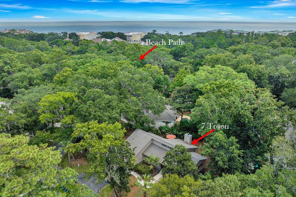Pet-Friendly Palmetto Dunes House Walk to Beach & Golf House in Hilton Head Island