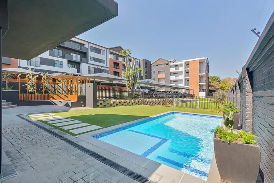 Property building, Swimming pool