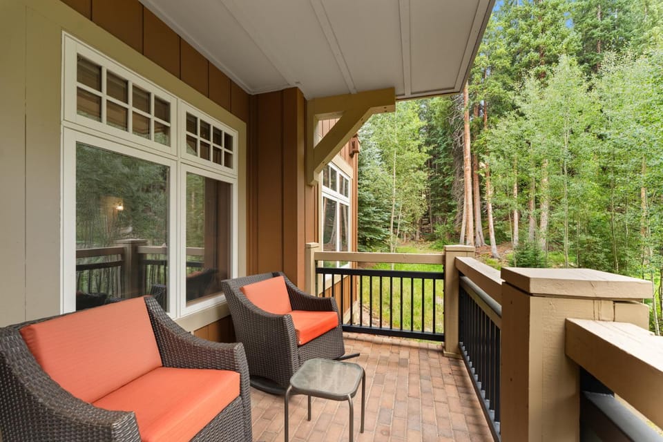 Lone Eagle #3008 Apartment in Keystone