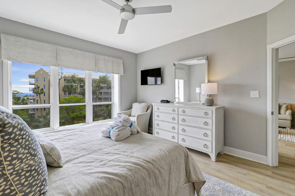 Ocean Views Immaculate Windsor Court Villa Villa in Hilton Head Island