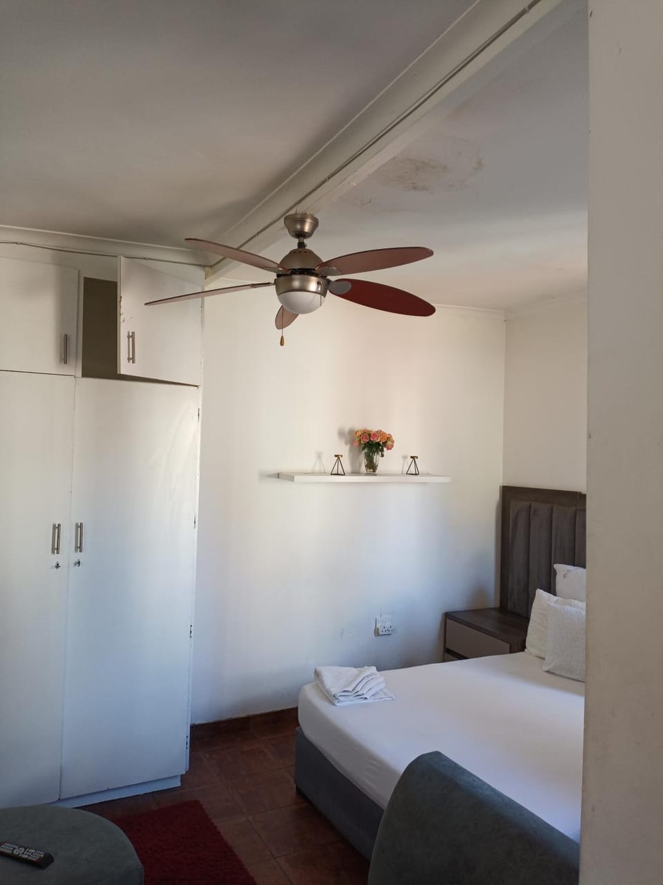 Bed, Photo of the whole room, Bedroom, wardrobe, air conditioner