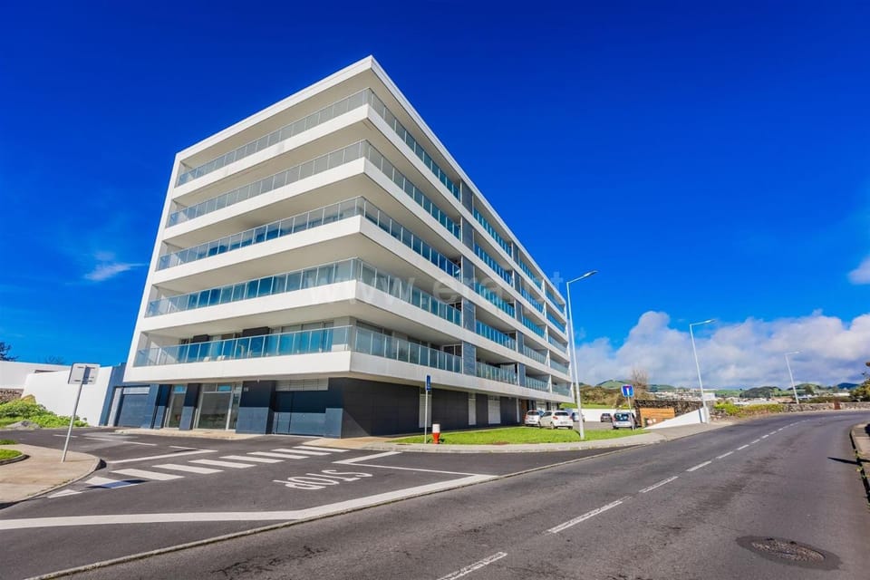 Atlantic Golden View Luxe Apartment Apartment in Ponta Delgada