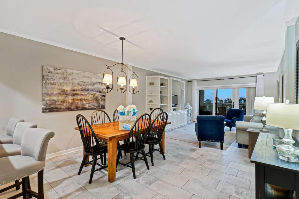335 Shorewood Villa Ocean Views Villa in South Forest Beach