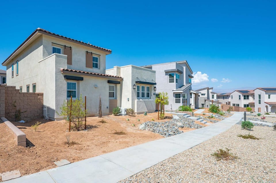 Stylish 3BR Oasis in Palm Desert Near El Paseo&Zoo House in Palm Desert