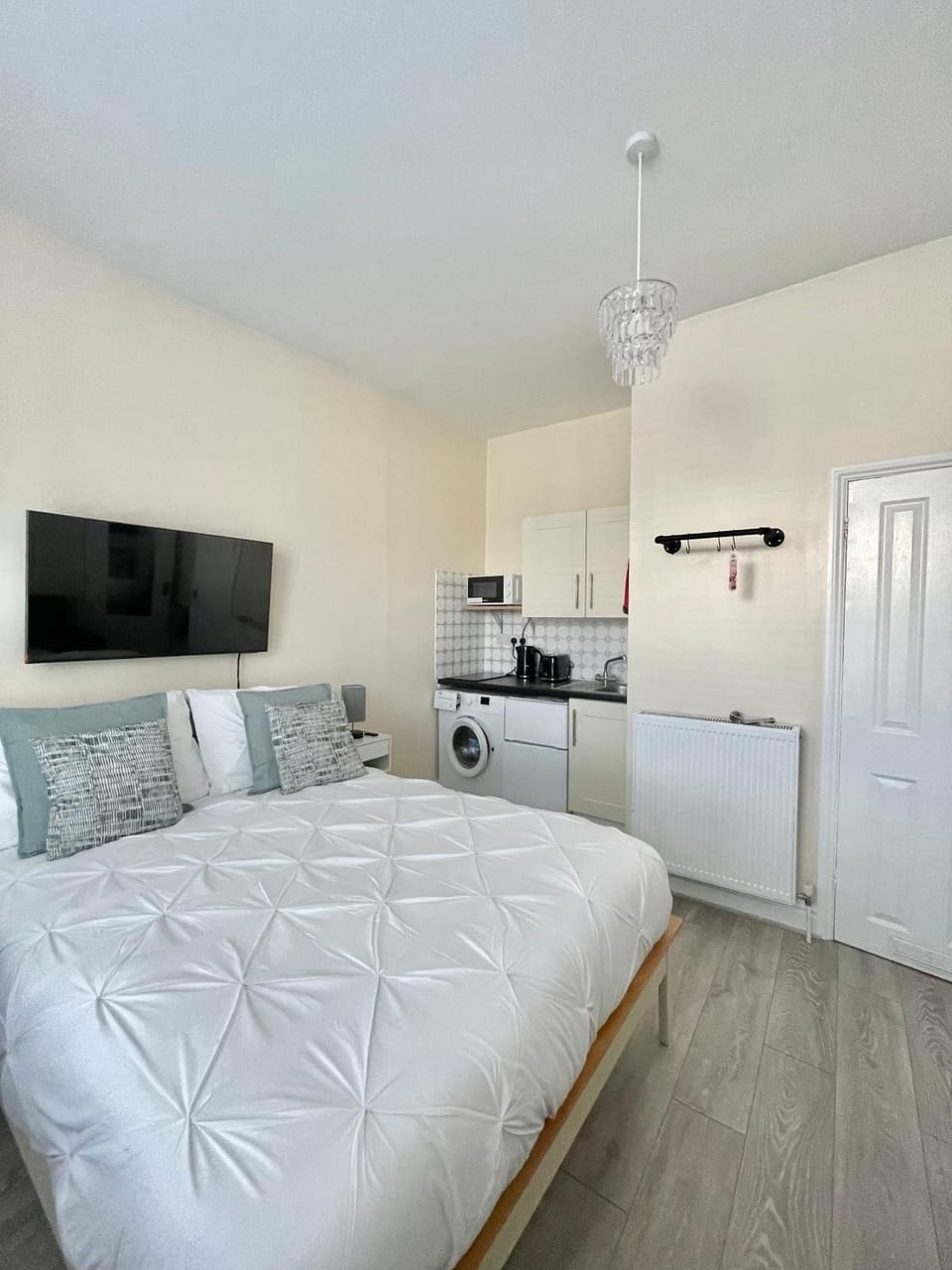 Stunning Studio Set In The Heart Of Fulham Apartment in London