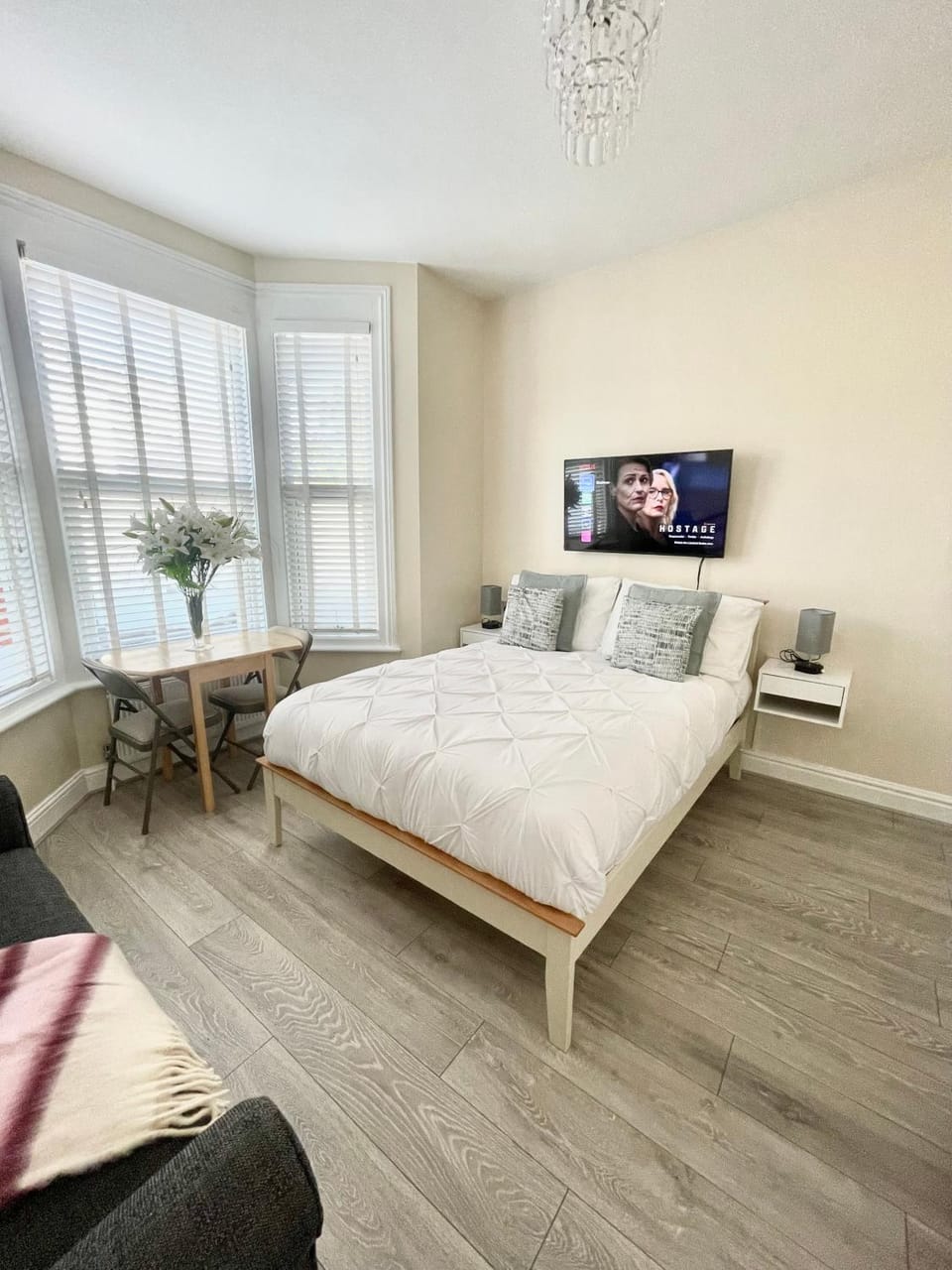 Stunning Studio Set In The Heart Of Fulham Apartment in London