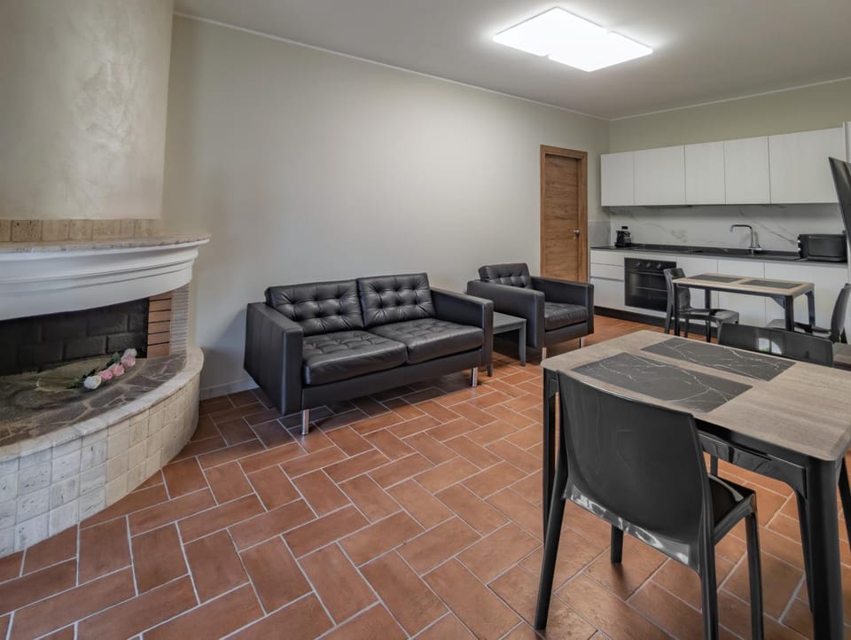 Communal lounge/ TV room, Living room, Seating area, Dining area