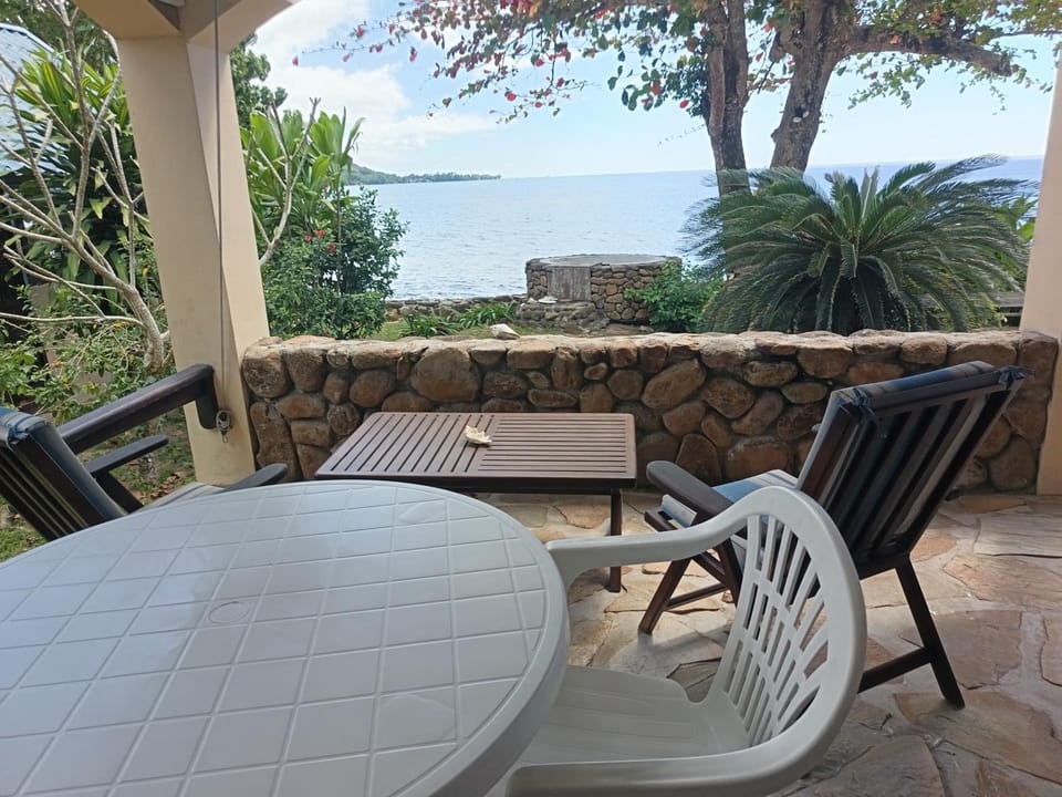 Patio, People, Natural landscape, Balcony/Terrace, Dining area, Garden view, Landmark view, Mountain view, Sea view, Sunset, children, internet
