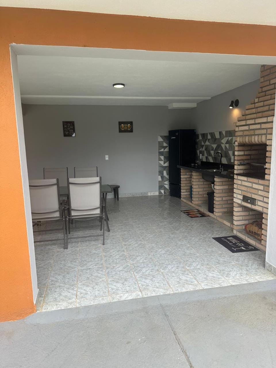 BBQ facilities, Seating area, Dining area