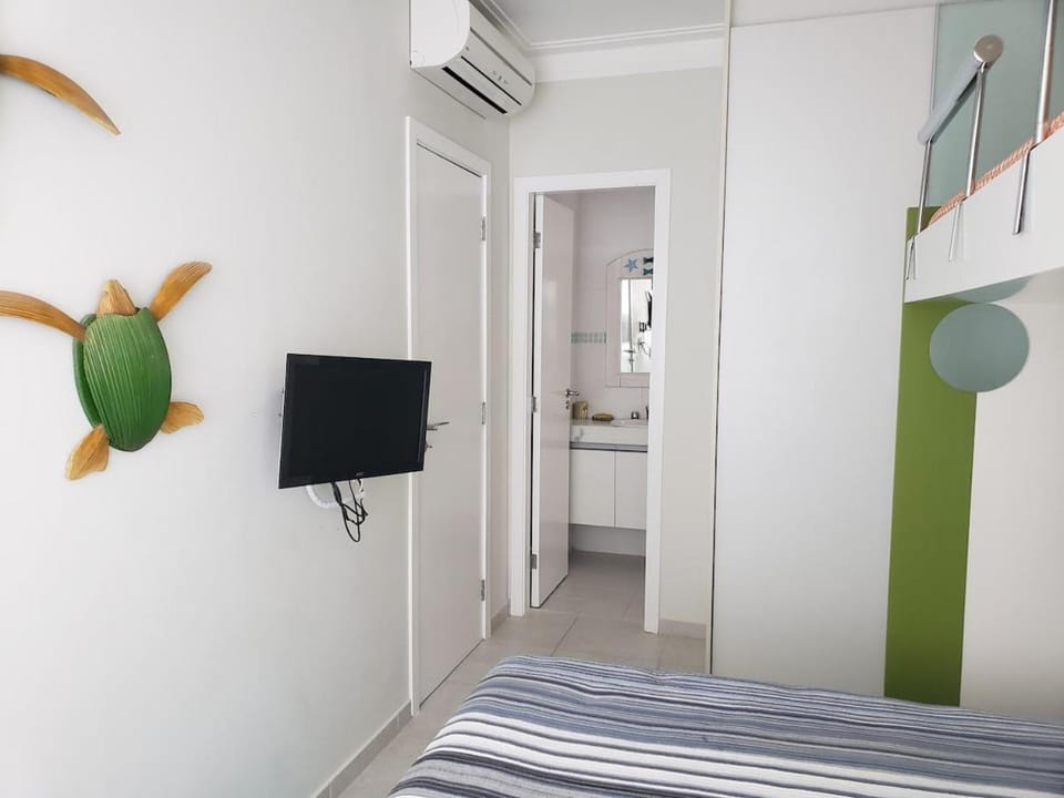 4 Suites, Ar Condicionado, próximo a praia e vista linda da mata Apartment in Bertioga