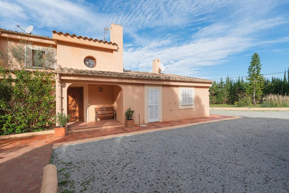 Finca Ca n Albertet Villa in Raiguer